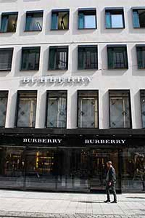 Burberry at Perusastrasse, Munich 